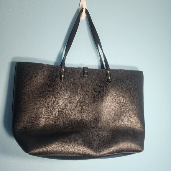 Victoria Secret's Beautiful Black Faux Leather Tote NWOT - Picture 4 of 5
